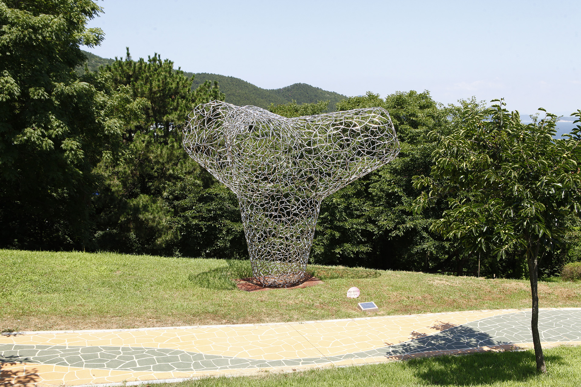 양지암 조각공원